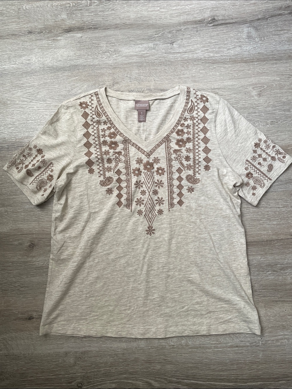 Chico’s | embroidered floral boho top size medium